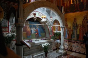Mormantul lui Stefan cel Mare - manastirea Putna