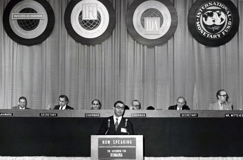 Prezidiul sesiunii anuale a FMI-BIRD,Washington,1-5 septembrie1975